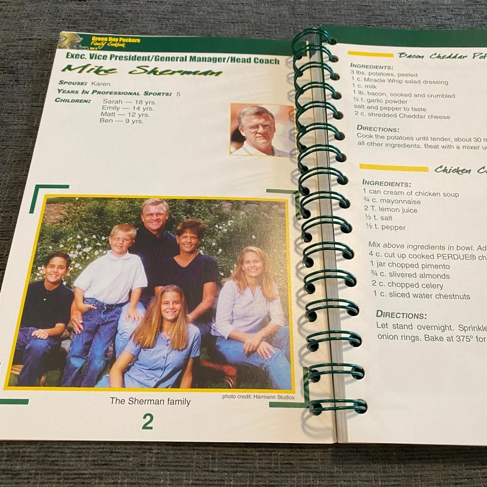 Green Bay Packers Family Cookbook Vol 2 2001 Brett Favre Recipes